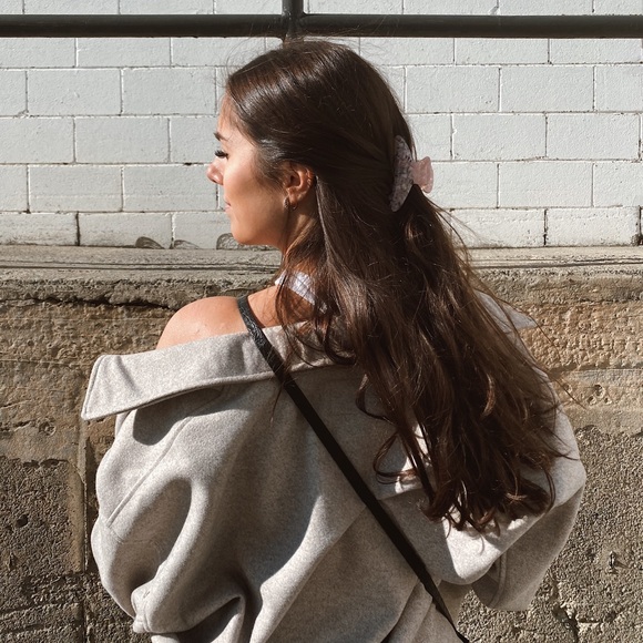 Meet your Posher, Eliane - Picture 1 of 1